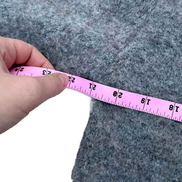 ZARA SOFT KNIT CREWNECK SWEATER SIZE Small Beaded APPLIQUE Italian yarn - Picture 8 of 12